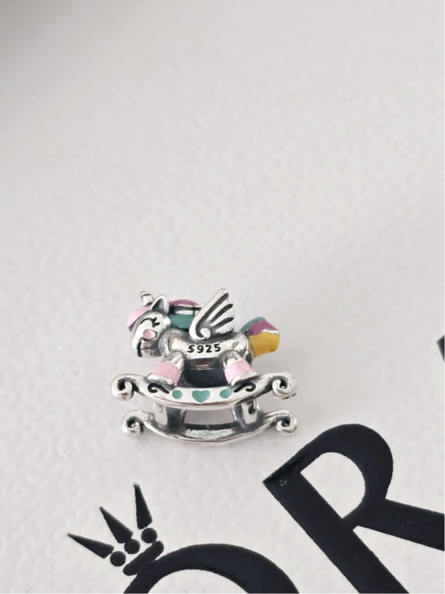 UNICORNIO BEBÉ