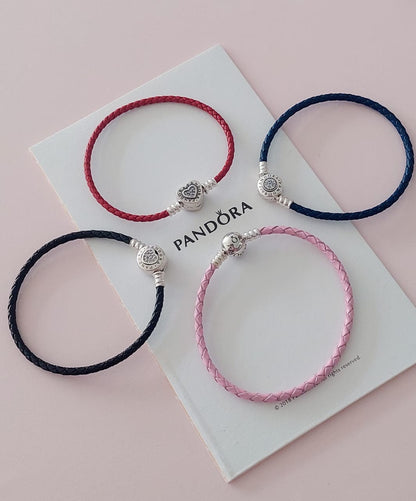 BRAZALETE EN CUERO CON BROCHE EN PLATA